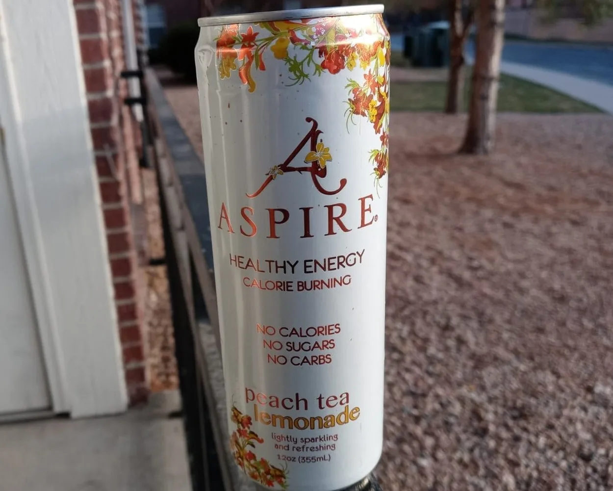 A can of Aspire Energy Drink.