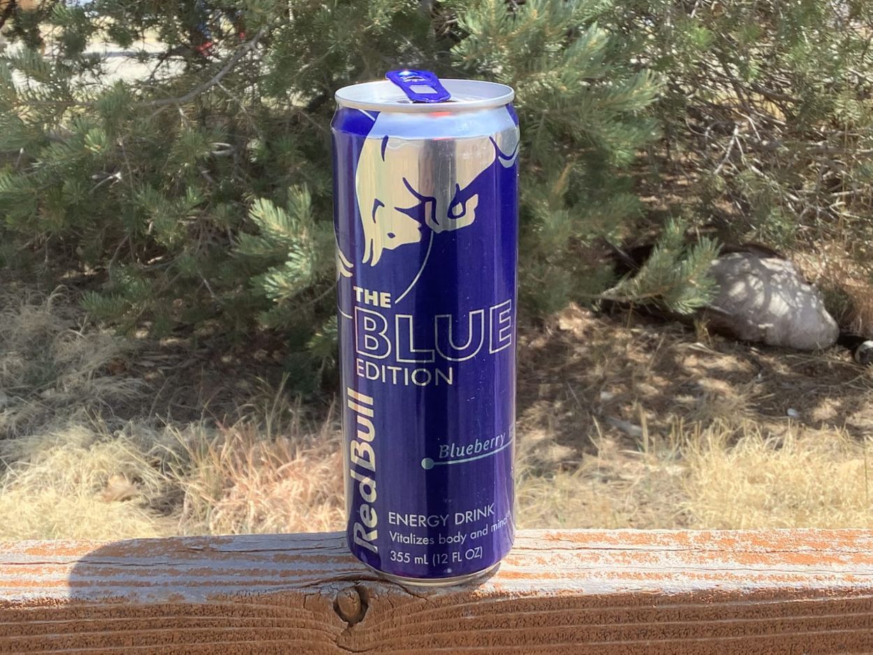 Caffeine and Ingredients of Red Bull Blue Edition (Full Facts)